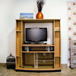 Apartamento T1, 50 Metros Da Praia Apartment